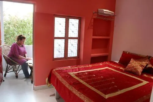 Love Ganga Guest House Infont Of River Ganga バラナシ インド